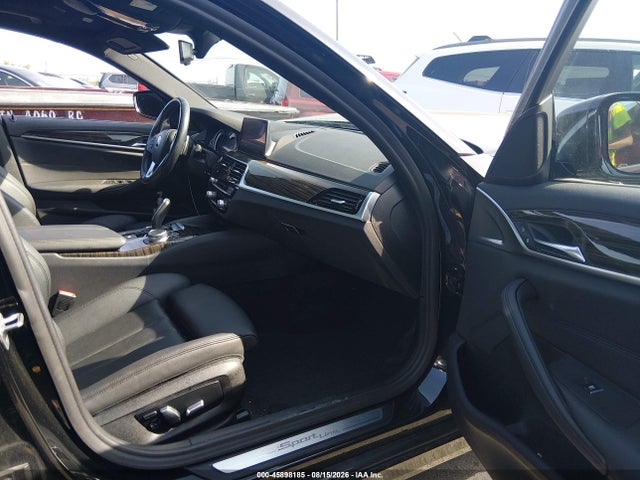 2019 Bmw 530i მანქანა იყიდება აუქციონზე, vin: WBAJA5C52KBX86989, აუქციონის ნომერი: 45898185