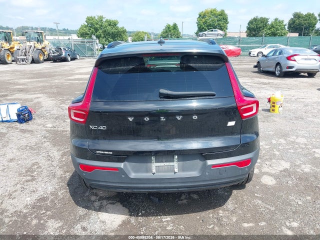 Aukcja sprzedaży 2022 Volvo Xc40 Recharge Pure Electric P8 Twin Plus, vin: YV4ED3URXN2661015, numer aukcji: 45898204