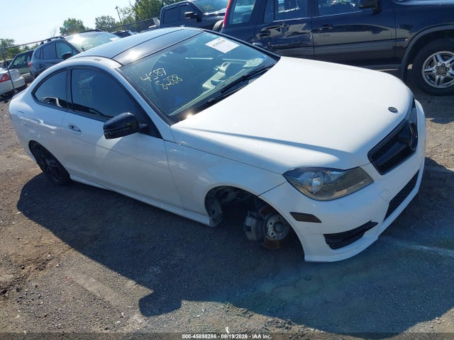 Aukcja sprzedaży 2015 Mercedes-benz C 250, vin: WDDGJ4HB5FG392648, numer aukcji: 45898288