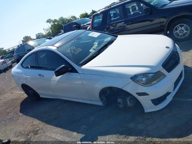 Aukcja sprzedaży 2015 Mercedes-benz C 250, vin: WDDGJ4HB5FG392648, numer aukcji: 45898288