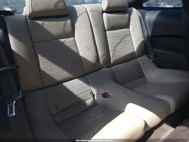 Продаж на аукціоні авто 2012 Ford Mustang V6 Premium, vin: 1ZVBP8AM1C5212138, номер лоту: 45898340