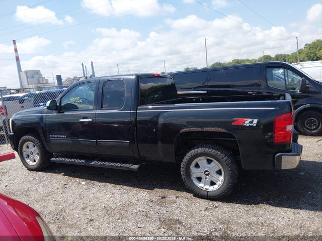 Продажа на аукционе авто 2011 Chevrolet Silverado 1500 Lt, vin: 1GCRKSE33BZ459621, номер лота: 45898350