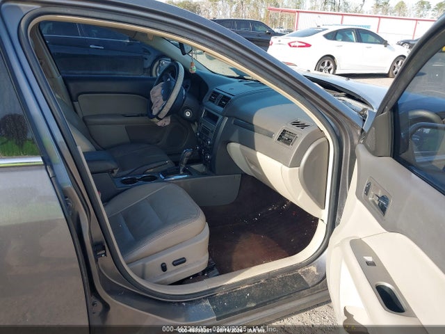 45898361 :رقم المزاد ، 3FAHP0JA8BR132079 vin ، 2011 Ford Fusion Sel مزاد بيع