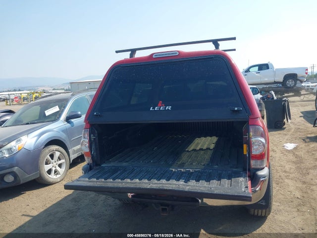 2015 Toyota Tacoma Base V6 მანქანა იყიდება აუქციონზე, vin: 3TMMU4FN7FM073646, აუქციონის ნომერი: 45898376