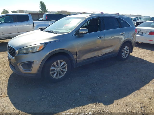 KIA Sorento 3.3l Lx 2016 5XYPG4A51GG015641 Image 2