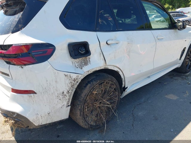 2026 Bmw X5 M60i მანქანა იყიდება აუქციონზე, vin: 5UX33EU00T9161670, აუქციონის ნომერი: 45898430