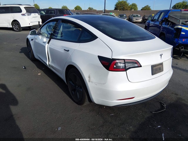 Tesla Model 3 Standard Range Plus Rear-wheel Drive 2021 5YJ3E1EA6MF940445 Image 3