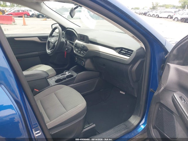 Продажа на аукционе авто 2022 Ford Escape S, vin: 1FMCU9F60NUB54415, номер лота: 45898468