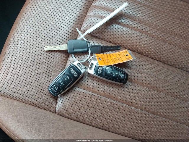 45898483 :رقم المزاد ، WA1LAAGE4NB026091 vin ، 2022 Audi E-tron Premium Plus Quattro مزاد بيع