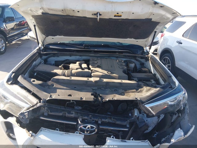 45898492 :رقم المزاد ، JTEFU5JR8N5270575 vin ، 2022 Toyota 4runner Sr5 Premium مزاد بيع