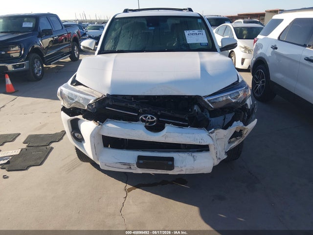 45898492 :رقم المزاد ، JTEFU5JR8N5270575 vin ، 2022 Toyota 4runner Sr5 Premium مزاد بيع