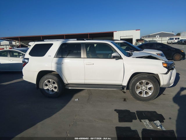 45898492 :رقم المزاد ، JTEFU5JR8N5270575 vin ، 2022 Toyota 4runner Sr5 Premium مزاد بيع