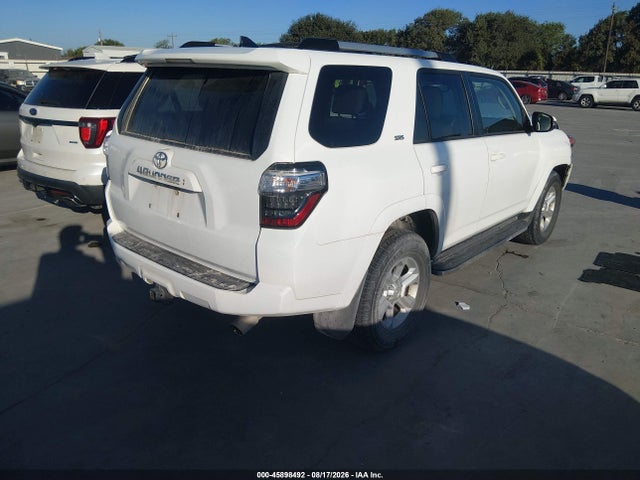 45898492 :رقم المزاد ، JTEFU5JR8N5270575 vin ، 2022 Toyota 4runner Sr5 Premium مزاد بيع