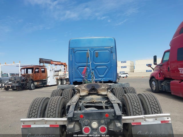 Freightliner Cascadia 125 2017 3AKJGLDR7HSHK5275 Image 14
