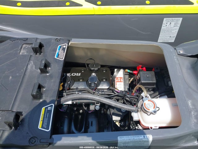 45898535 :رقم المزاد ، YDV18666J425 vin ، 2025 Seadoo Explorer Pro مزاد بيع