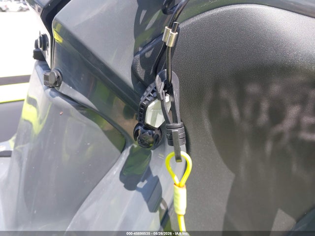45898535 :رقم المزاد ، YDV18666J425 vin ، 2025 Seadoo Explorer Pro مزاد بيع