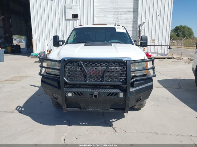 45898540 :رقم المزاد ، 1GT426C80DF150337 vin ، 2013 Gmc Sierra 3500hd Denali مزاد بيع