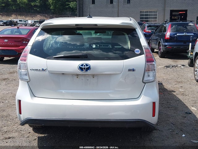 Toyota Prius V Three 2015 JTDZN3EU8FJ027617 Image 17