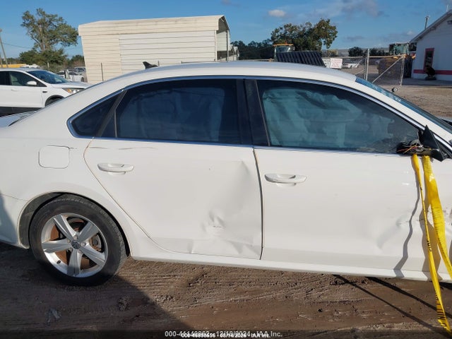 Продажа на аукционе авто 2015 Volkswagen Passat 1.8t Limited Edition, vin: 1VWAS7A3XFC097101, номер лота: 45898556