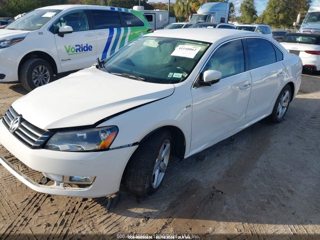 Продажа на аукционе авто 2015 Volkswagen Passat 1.8t Limited Edition, vin: 1VWAS7A3XFC097101, номер лота: 45898556