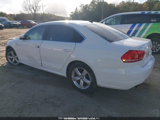 Продажа на аукционе авто 2015 Volkswagen Passat 1.8t Limited Edition, vin: 1VWAS7A3XFC097101, номер лота: 45898556