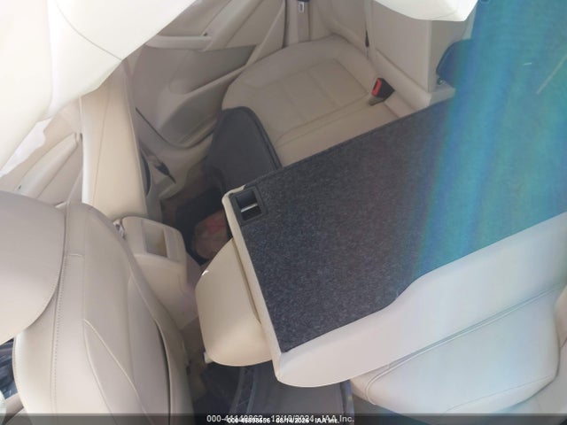 Продажа на аукционе авто 2015 Volkswagen Passat 1.8t Limited Edition, vin: 1VWAS7A3XFC097101, номер лота: 45898556