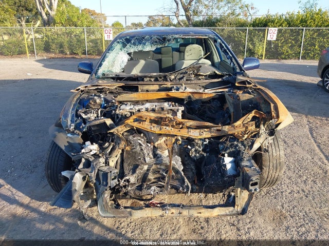 45898636 :رقم المزاد ، 4T1BF3EK3BU582010 vin ، 2011 Toyota Camry مزاد بيع