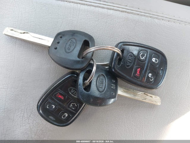 Продажа на аукционе авто 2004 Kia Amanti, vin: KNALD124045035098, номер лота: 45898657