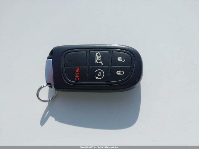 2015 Jeep Cherokee Latitude მანქანა იყიდება აუქციონზე, vin: 1C4PJMCS9FW509946, აუქციონის ნომერი: 45898676