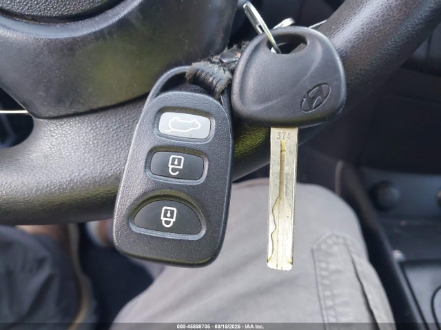 Продажа на аукционе авто 2011 Hyundai Elantra Touring Gls, vin: KMHDB8AE9BU095959, номер лота: 45898705