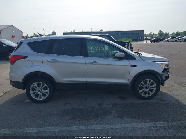 2019 Ford Escape Se მანქანა იყიდება აუქციონზე, vin: 1FMCU9G96KUC08613, აუქციონის ნომერი: 45898710