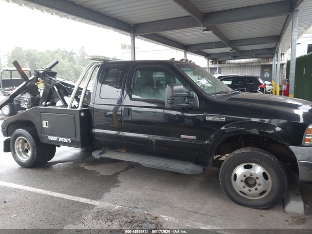 45898721 :رقم المزاد ، 1FDWX37P57EB47062 vin ، 2007 Ford F-350 Chassis مزاد بيع