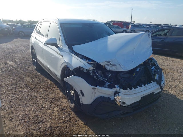Продажа на аукционе авто 2024 Volkswagen Tiguan 2.0t Se/2.0t Wolfsburg Edition, vin: 3VVNB7AX5RM179829, номер лота: 45898729