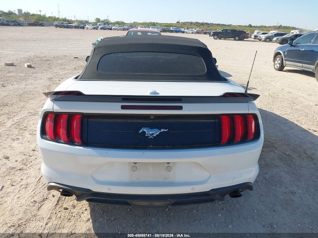 45898741 :رقم المزاد ، 1FATP8UH0M5122542 vin ، 2021 Ford Mustang Ecoboost Premium مزاد بيع