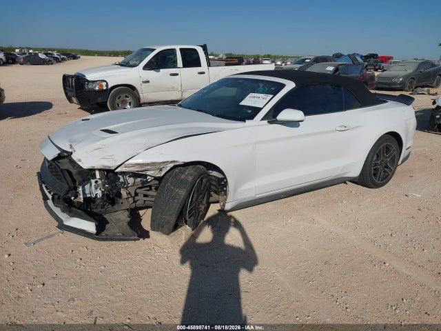 45898741 :رقم المزاد ، 1FATP8UH0M5122542 vin ، 2021 Ford Mustang Ecoboost Premium مزاد بيع