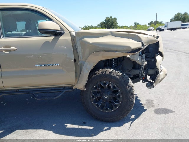 2018 Toyota Tacoma Sr5 V6 მანქანა იყიდება აუქციონზე, vin: 5TFAZ5CN4JX059334, აუქციონის ნომერი: 45898790
