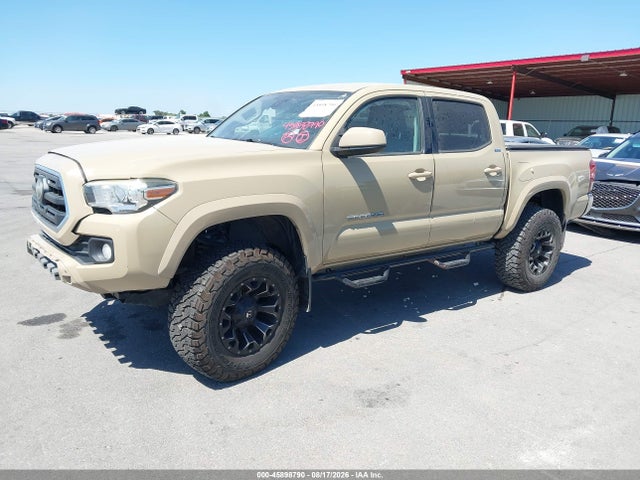 2018 Toyota Tacoma Sr5 V6 მანქანა იყიდება აუქციონზე, vin: 5TFAZ5CN4JX059334, აუქციონის ნომერი: 45898790