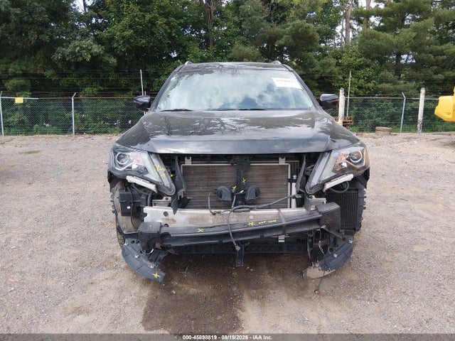 Продажа на аукционе авто 2017 Nissan Pathfinder Platinum, vin: 5N1DR2MM8HC623422, номер лота: 45898819