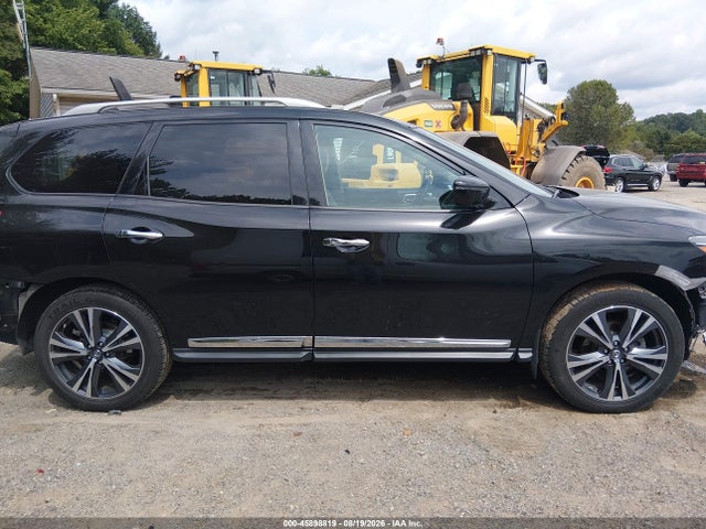 Продажа на аукционе авто 2017 Nissan Pathfinder Platinum, vin: 5N1DR2MM8HC623422, номер лота: 45898819