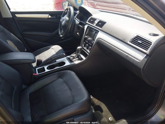 2013 Volkswagen Passat Se მანქანა იყიდება აუქციონზე, vin: 1VWBN7A36DC071037, აუქციონის ნომერი: 45898827