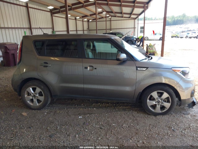 Продажа на аукционе авто 2017 Kia Soul !, vin: KNDJN2A2XH7420921, номер лота: 45898842