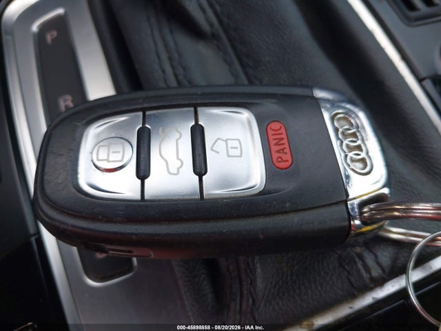 Продаж на аукціоні авто 2011 Audi A5 2.0t Premium, vin: WAULFAFH7BN015208, номер лоту: 45898858