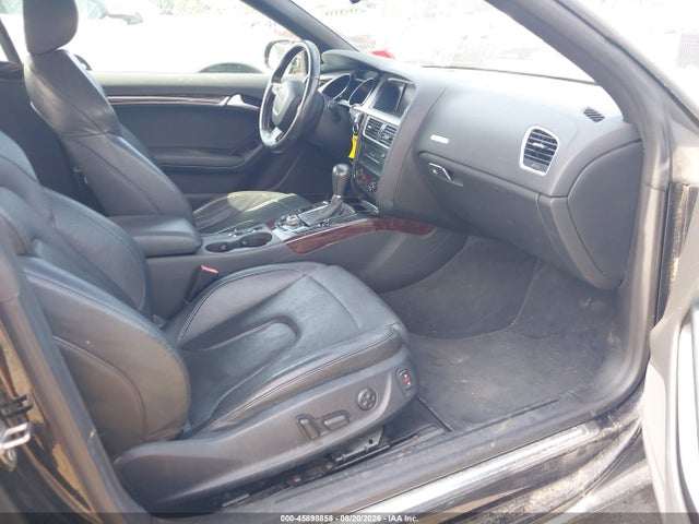 Продаж на аукціоні авто 2011 Audi A5 2.0t Premium, vin: WAULFAFH7BN015208, номер лоту: 45898858
