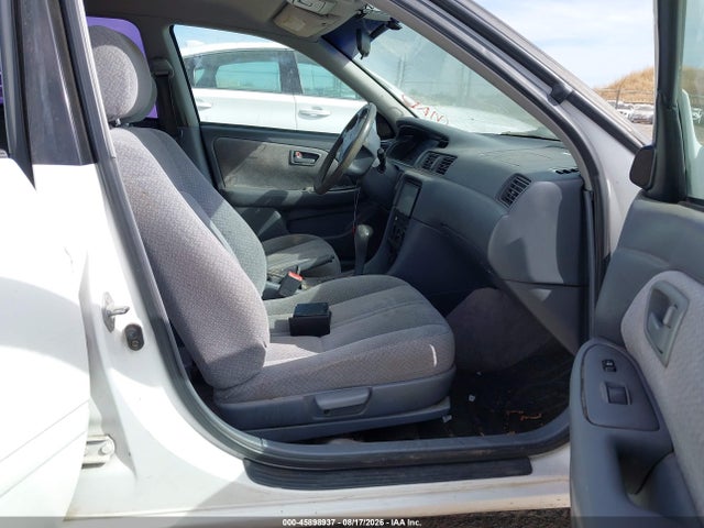 45898937 :رقم المزاد ، 4T1BG22KX1U852716 vin ، 2001 Toyota Camry Le مزاد بيع