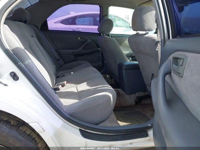 45898937 :رقم المزاد ، 4T1BG22KX1U852716 vin ، 2001 Toyota Camry Le مزاد بيع