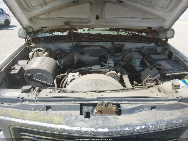 Продаж на аукціоні авто 2000 Gmc Sierra 2500 Chassis Classic Sl, vin: 1GDGC24R0YF487084, номер лоту: 45898965
