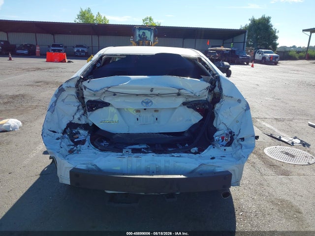 5YFBURHE0KP898609 Toyota COROLLA SE
