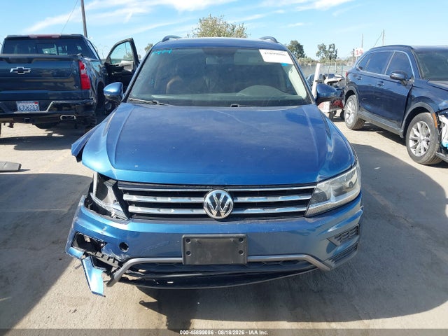 Продажа на аукционе авто 2018 Volkswagen Tiguan 2.0t Se/2.0t Sel, vin: 3VV2B7AX7JM101804, номер лота: 45899086
