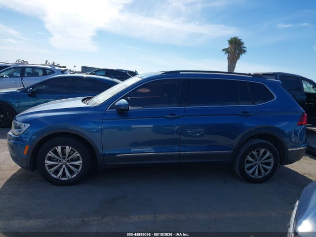 Продажа на аукционе авто 2018 Volkswagen Tiguan 2.0t Se/2.0t Sel, vin: 3VV2B7AX7JM101804, номер лота: 45899086
