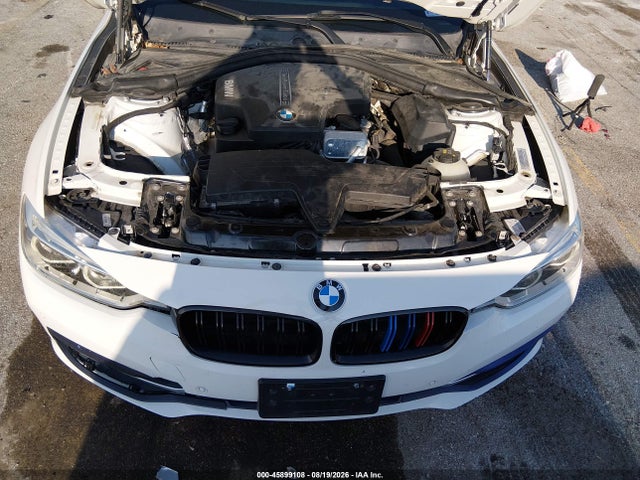 45899108 :رقم المزاد ، WBA8E3G5XGNT77789 vin ، 2016 Bmw 328i Xdrive مزاد بيع